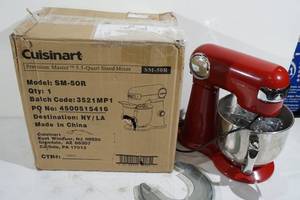 lot 73 image: Cuisinart SM-50R 5.5 Quart Stand Mixer