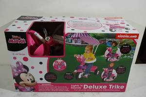 lot 135 image: Kiddieland Minnie Mouse Lights N Sounds Deluxe Trike