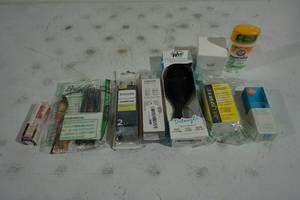 lot 214 image: Personal Care Items - Brush, Sonicare Heads, Makeup