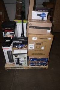 lot 222 image: Pallet of Repairables - Small Appliances, Heater, RC Car, Paint Sprayer