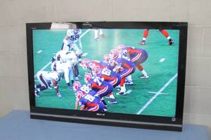 lot 5 image: Sony KDL-46V5100 Bravia 46 Full 1080p HD Widescreen LCD TV  Television  Display