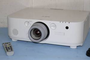 lot 4 image: NEC PA571W Widescreen 5700 Lumen Advanced Professional Home Theater Video Projector  Projection System