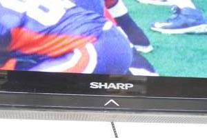 lot 54 image: Sharp LC-80LE642U 80 Diagonal Class Aquos 6-Series LED Backlit LCD TV SMART Television Full 1080p Display