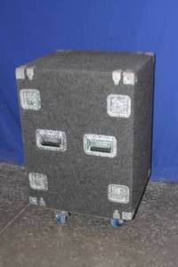 lot 63 image: Grundorf Carpet Series Professional Audio Equipment Case with Rack and Heavy Duty Casters