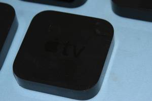 lot 96 image: Lot of 13 - Apple TV 3rd Generation Model A1469 Digital Media Streaming Devices