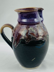 lot 100 image: Pristine Glazed & Signed Pottery - 2 Pitchers, 1 Serving Tray- Chamberlain