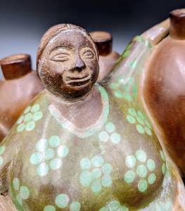 lot 59 image: Woman with Water Jugs Signed Folk Art - Chulcanas, Peru
