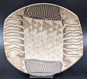 lot 3 image: Three Fantastic Signed Native American Art Pottery Pieces