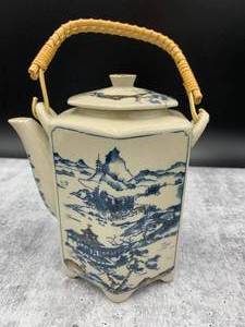 lot 108 image: Chinese Tea Set and Lantern Style Candle Holder