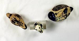 lot 162 image: Handmade Pottery Birds