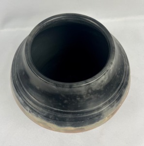 lot 238 image: Handmade Art - Clay Pottery Jar & Vase by Paul Apple