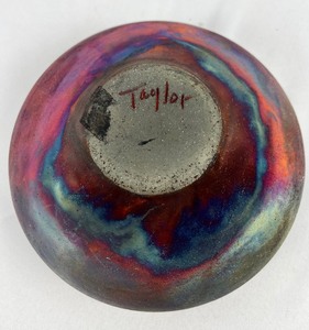 lot 237 image: Spaulding Taylor Signed Raku Pottery Bowls  Vases