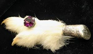 lot 263 image: Vintage WBs Sterling Silver & Grouse Foot Scottish Kilt Pin