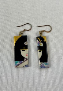 lot 251 image: Unique Asian Inspired Earrigns