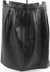 lot 56 image: Neiman Marcus Black Leather Skirt - Maxima Size 4