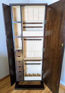 lot 46A image: Full Length Mirrored Jewelry Armoire