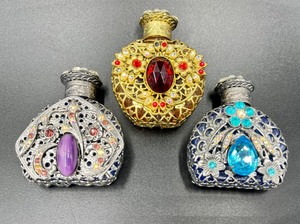 lot 27 image: Three Exquisite Vintage Miniature Glass Perfume Bottles