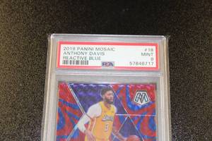 2019-20 Mosaic Reactive Blue Prizm Anthony Davis #18 PSA 9