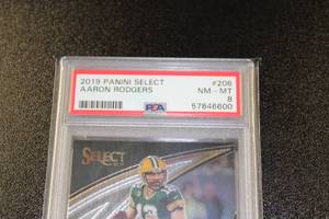 2019 Select Field Level Aaron Rodgers #206 PSA 8