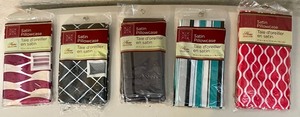 lot 104 image: 24 Satin Standard Pillow Cases