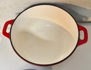 lot 112 image: Cast Iron Cooking Pot