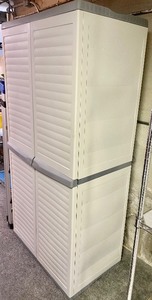 lot 163 image: Keter Plastic Storage Locker