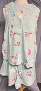 lot 202 image: New Karen Neuburger Pajama Sets