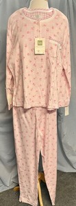 lot 211 image: New Karen Neuburger Pajama Sets