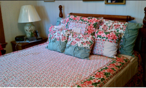 lot 230 image: April Cornell Queen Bedding Ensemble