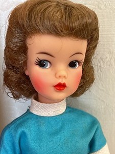 lot 64 image: Vintage Tammy Doll w Box