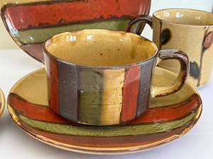lot 62 image: Mid Century Otagiri Soup Mugs and Saucers & More
