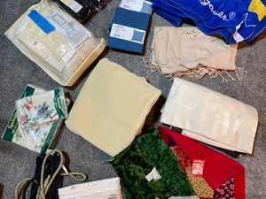 lot 242 image: Linen Variety Lot