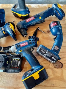 lot 352 image: Ryobi Multi Piece 18 Volt Tool Set