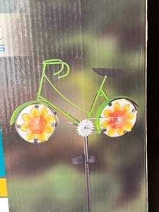 lot 359 image: Patriot Lighting Bicycle LED Figurine Light