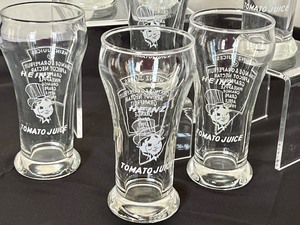 lot 316 image: (8) Vintage Heinz Promotional Tomato Juice Glasses