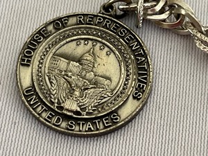 lot 306 image: Vintage US Senate and House of Representatives Charm Bracelet