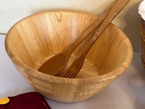 lot 271 image: Fun Kitchen Items