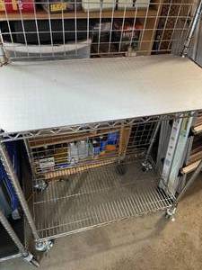 lot 460 image: Metal Rack on Casters