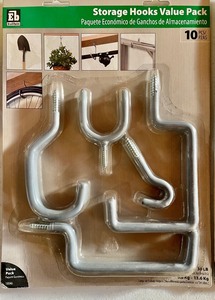 lot 401 image: Helpful Hooks