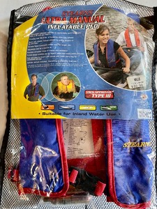 lot 458 image: 2 Stearns Inflatable Life Vests
