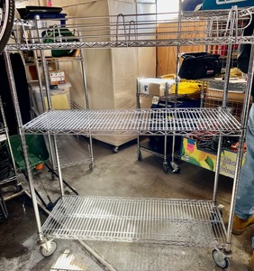 lot 421 image: Metal Rack on Casters