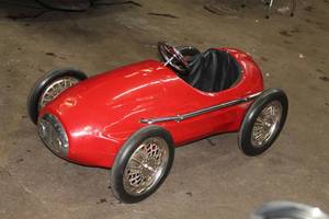 lot 1262 image: Giordani Indy Racer Peddle Car