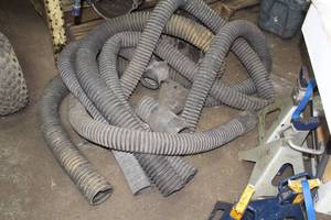lot 1297 image: Lot of  Exhaust Hoses