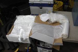 lot 1285 image: Clear Plastic Bags