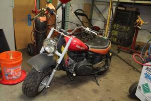 lot 1256 image: Baja Motorsports MB165 Mini Baja Mini Bike