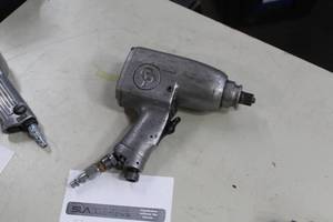lot 1334 image: Chicago Pneumatic 12 Impact Wrench