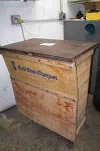 lot 1344 image: Wood Mini Bar