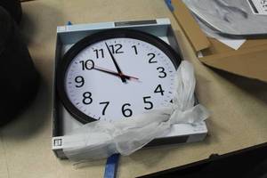 lot 1358 image: Wall Clock