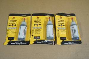 lot 11 image: AGS Powdered Graphite Lubricant
