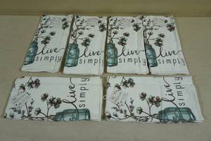 lot 42 image: Live Simply Terry Towels